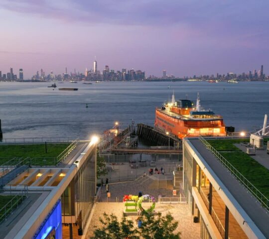 Empire Outlets Empire Outlets